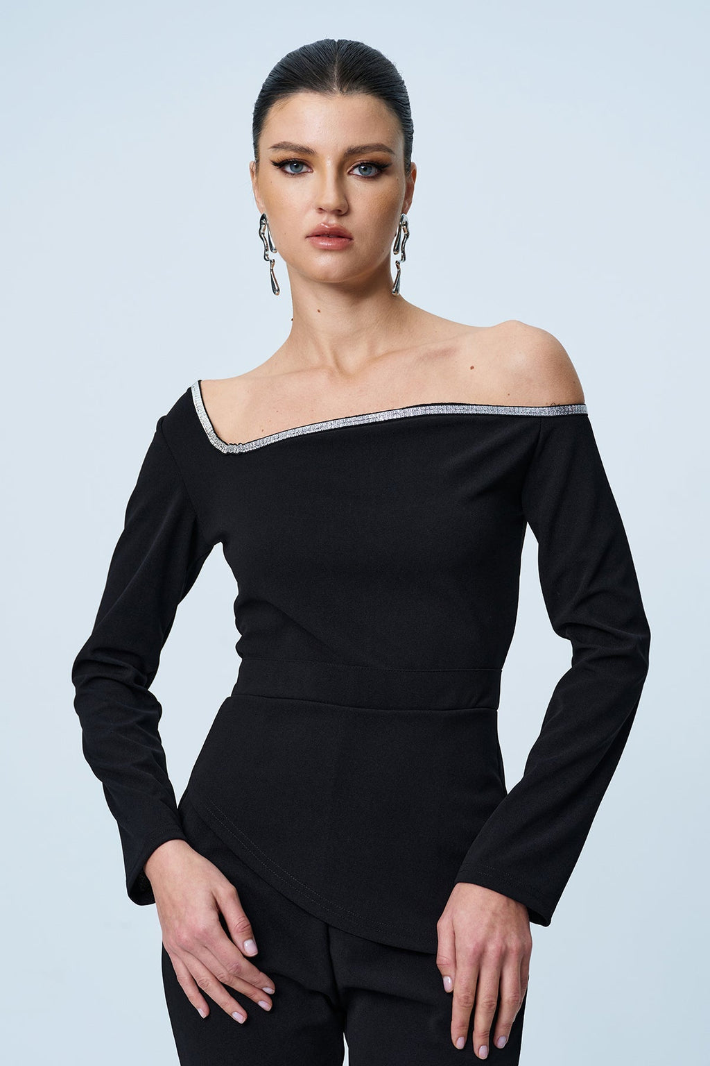 Aninda One Shouder Cutout Jumpsuit